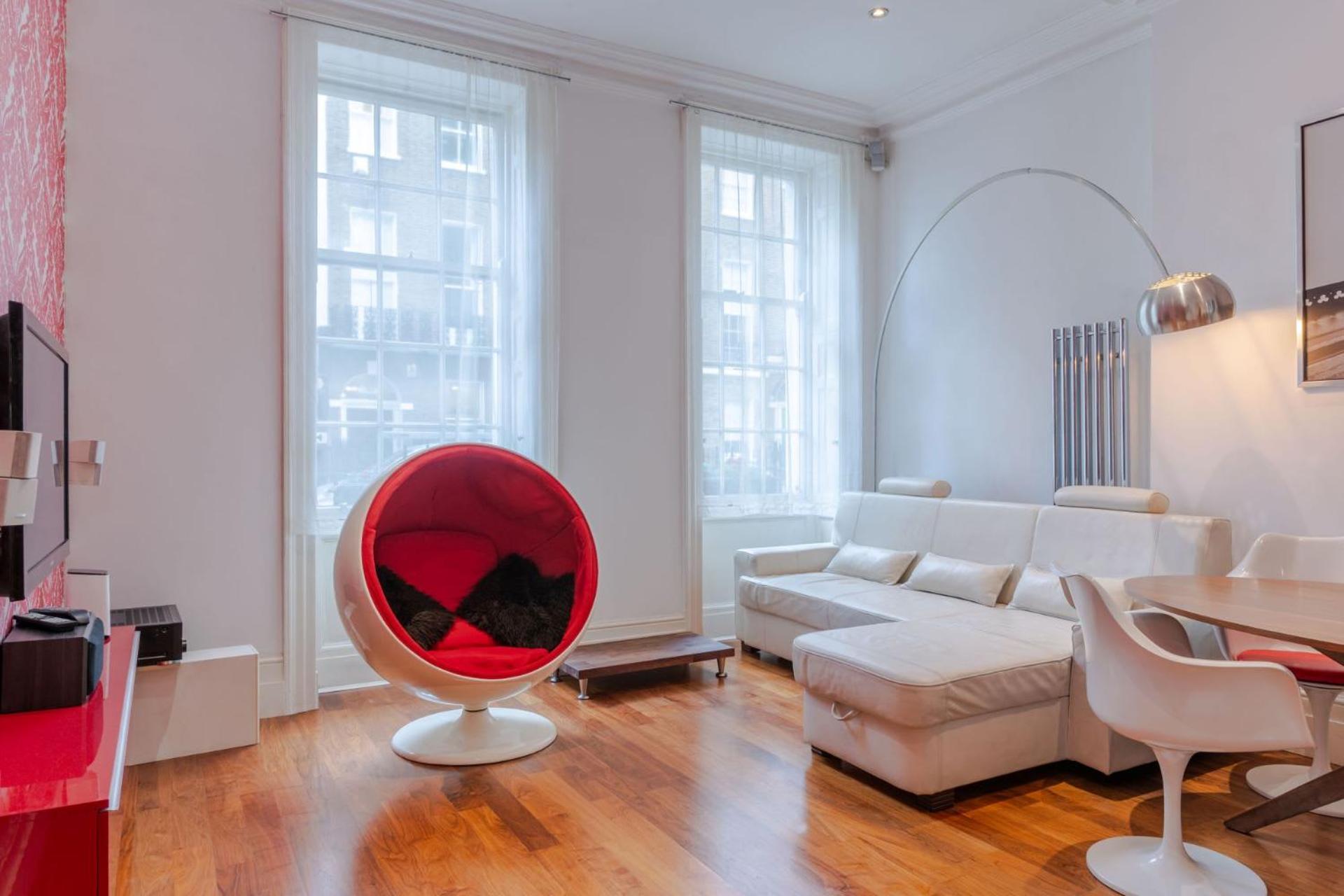 The "Red Room Apartment" - Fitzrovia - By Frankie Says London Exterior photo
